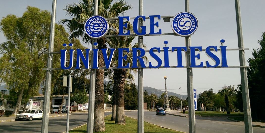 Ege-Üniversitesi