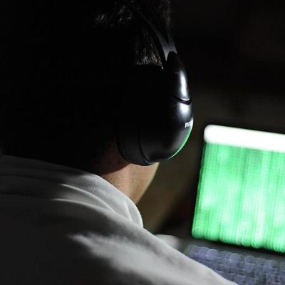 casusluk-hacker-dijital-sanal-bilgisayar