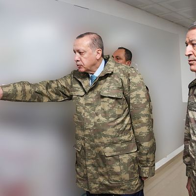 Başkomutan Erdoğan harekât merkezinde: Allah yar ve yardımcımız olsun