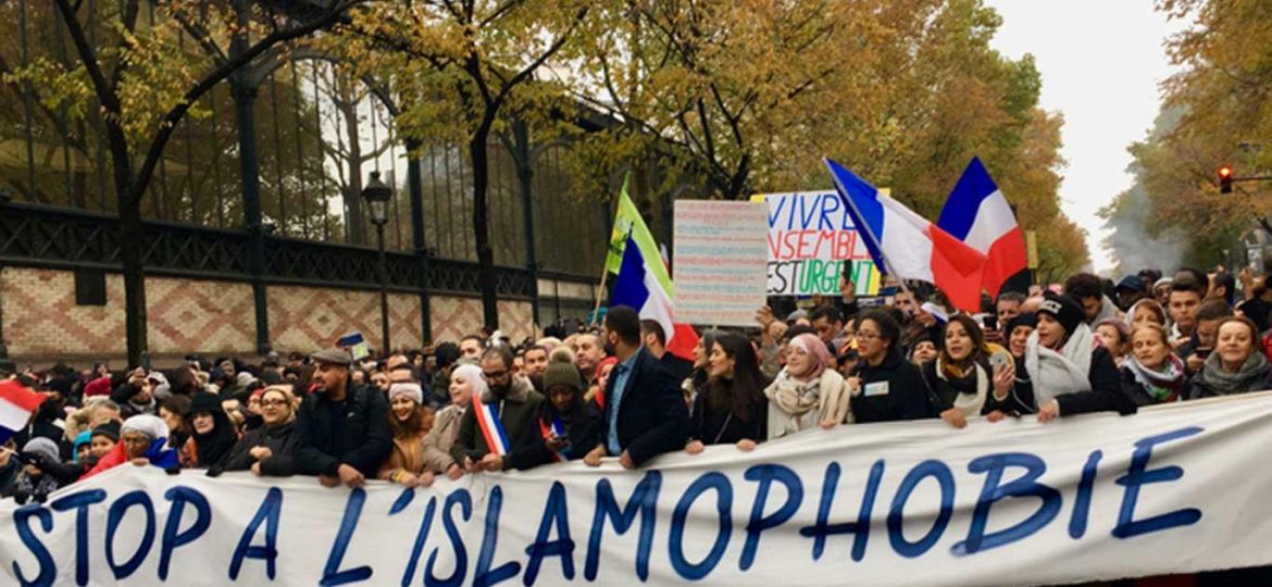 islam-dusmanligi-fransada-protesto-edildi39