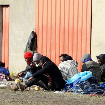 Fransa’daki göçmen merkezlerinde tutulan mültecilerin içler acısı durumu
