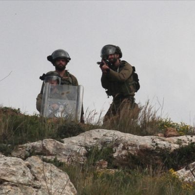 İşgalci İsrail askerleri