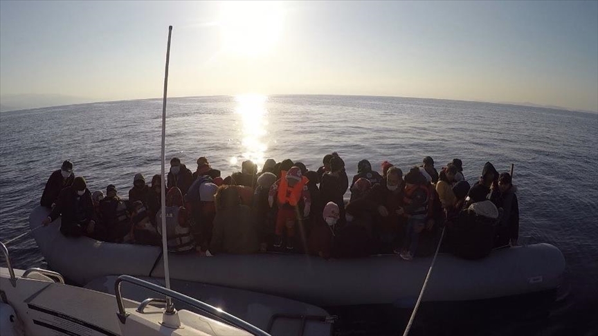Türkiye'de iki günde 285 düzensiz göçmen kurtarıldı