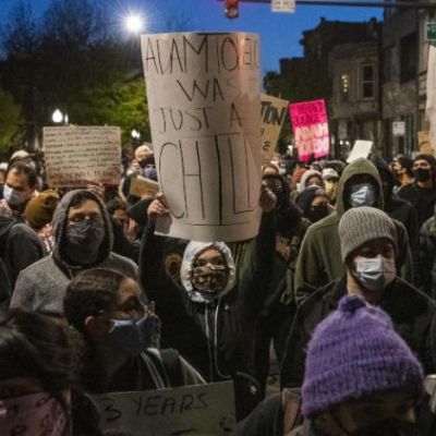 ABD’de 13 yaşındaki çocuğun polis tarafından öldürmesi protesto edildi