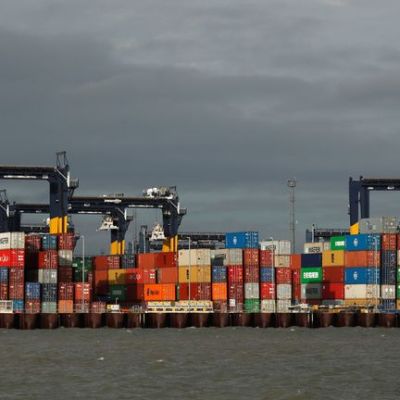 İngiltere konteyner krizi tırmanıyor