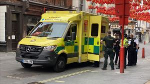 İngilteredeki-hastaneler-de-bekleyen-hastalar-hayatini-kaybediyor