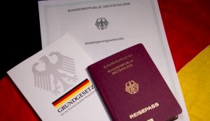 Almanya-da-vatandaslik-inanca-gore-veriliyor