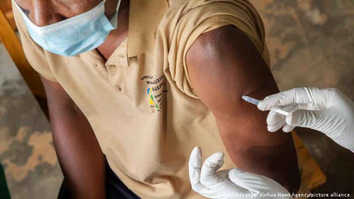 AB Afrika'ya bağışladığından fazla aşı
