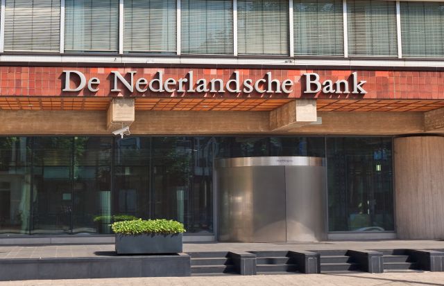 hollanda-de-nederlandsche-bank-kole-ticareti